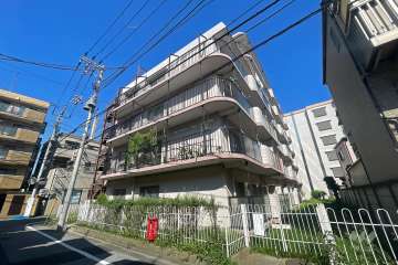 東四つ木グリーンハイツの外観（南西側から）