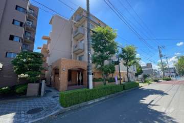 グリーンパーク南綾瀬の外観（北東側から）