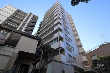 ライオンズマンション金町第2の外観(北東側から)
