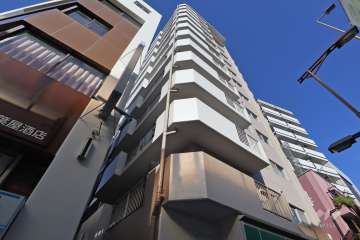 ライオンズマンション金町第2の外観(南西側から)