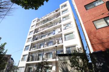 青戸三鈴コーポの外観(南東側から)