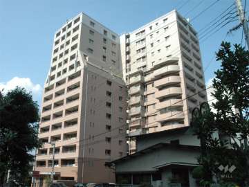 クレアシティ宝塚南口の外観（南西側から）