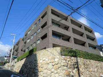 御影山手シティハウスの外観（南西側から）