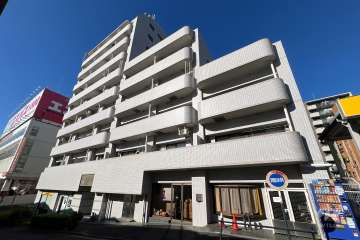 トラスト新小岩の外観（東側から）