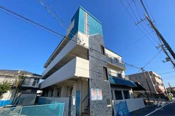 あすなろマンションの外観（南西側から）