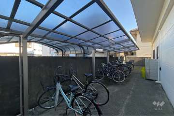 駐輪場（屋根付き）
