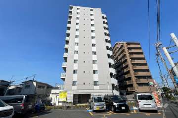 プレシス堀切菖蒲園の外観（南東側から）
