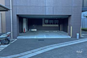 敷地内駐車場（屋内平面式）