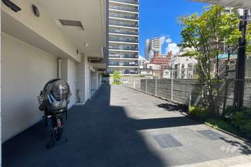 駐車場の出入り口