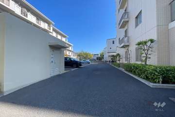 駐車場の出入り口