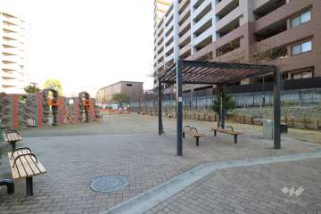 敷地南側に『栄町3丁目ゆめ公園』があります。