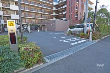 駐車場の出入口