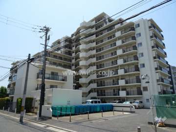 コスモ芦屋川西の外観（北東側から）