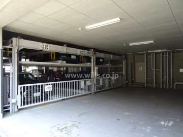敷地内駐車場（屋内機械式）