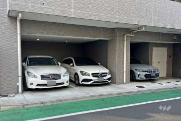 敷地内駐車場（屋内平面式）