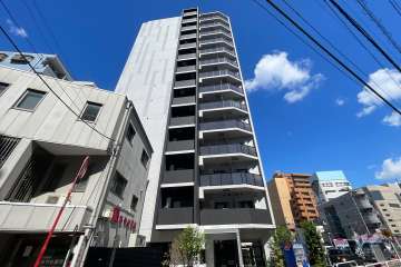 DIPS亀有駅前の外観（南西側から）