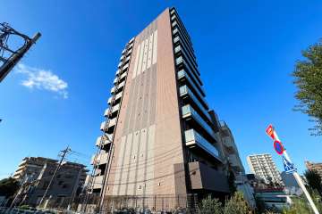 ラフィスタお花茶屋の外観（南側から）　
