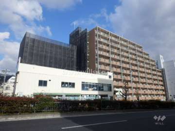 東灘スカイマンションの外観（南西側から）