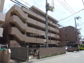 ダイアパレス東灘深江本町の外観（北東側から）