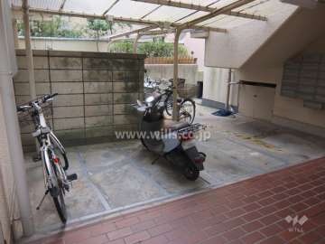 駐輪場、バイク置場