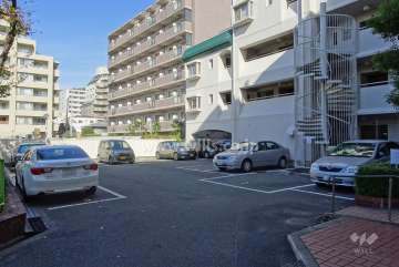 敷地内駐車場（屋外平面式）