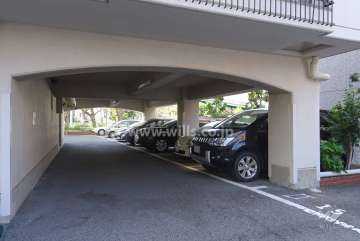 敷地内駐車場（屋内平面式）