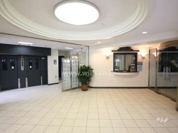 エントランスホール