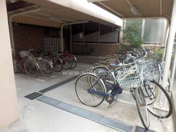 敷地内駐車場（屋内平面式）