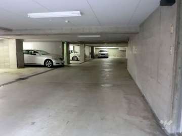 敷地内駐車場（屋内平面式）