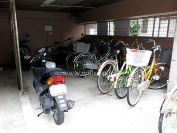 駐輪場、バイク置場