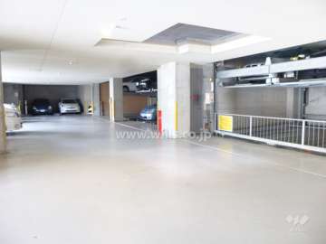 敷地内駐車場（屋内機械式）