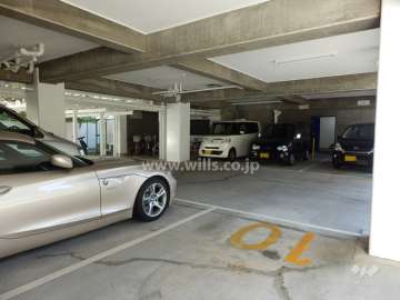 敷地内駐車場（屋内平面式）
