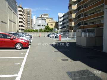 敷地内駐車場（屋外平面式・屋外機械式）