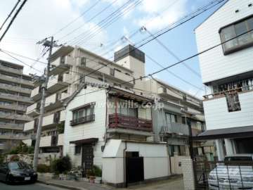 グリーンコーポ深江の外観（南東側から）