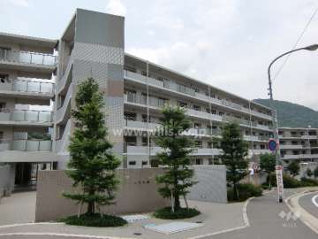 ルネシーズンズガーデン西宮名塩1番館の外観（Ｂ棟：北側より）