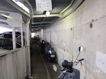 バイク置場