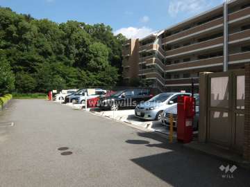 敷地内駐車場（屋外機械式）
