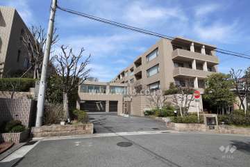 御影ソルステージュの外観（南側から）