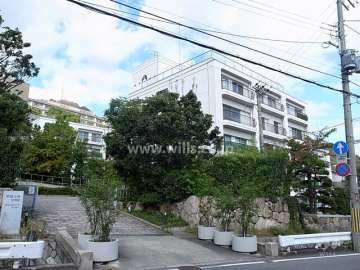 シャンボール岡本の外観（南西側から）