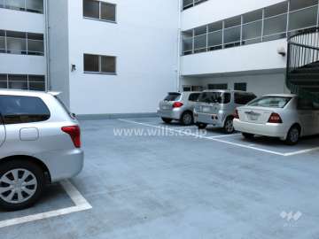 敷地内駐車場（屋外平面式）