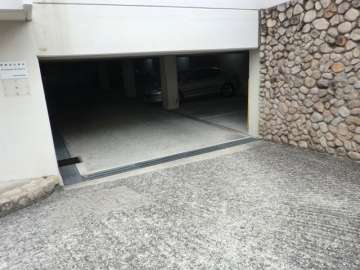 敷地内駐車場（屋内平面式）