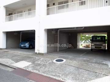 敷地内駐車場（屋内平面式）