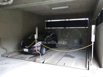敷地内駐車場（屋内機械式）