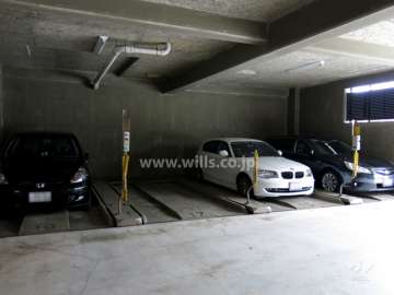 敷地内駐車場（屋内機械式）