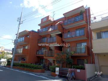 ライオンズマンション本山第２の外観（北西側から）