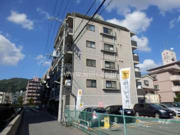 大成ラフォーレ本山の外観（南西側から）