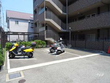 バイク置場