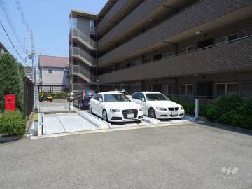 敷地内駐車場（屋外機械式）