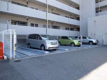 敷地内駐車場（屋外機械式）