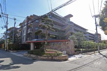 ルネ芦屋川ロザリウムの外観（北東側から）